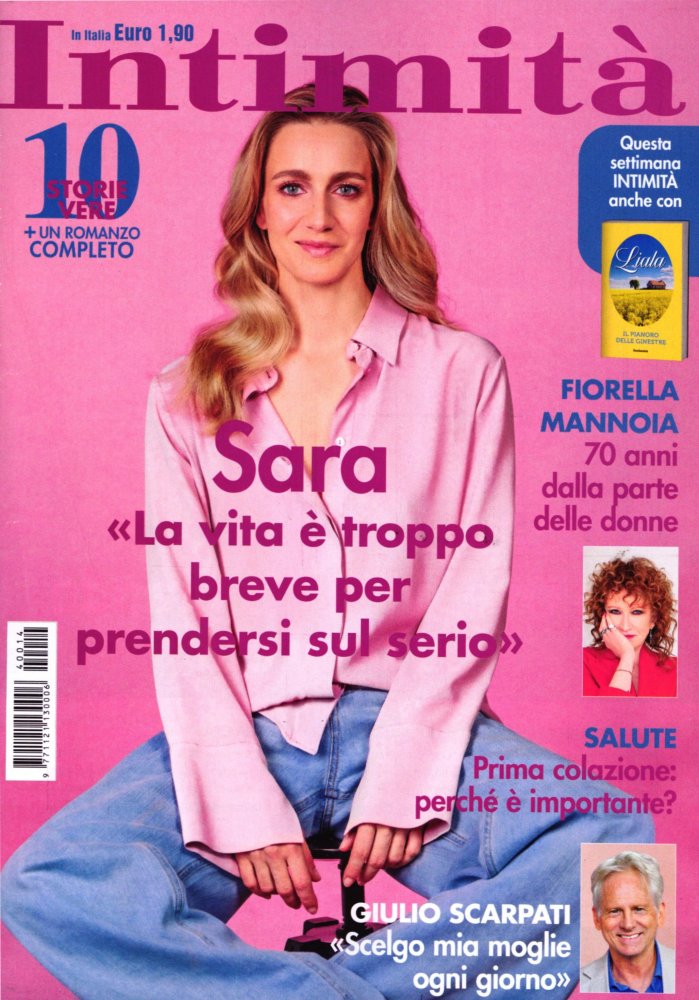 Numéro 2414 magazine Intimità Italia